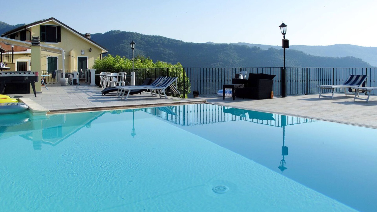 Valloria Apartment | Ciclamino (VLO204) by Interhome