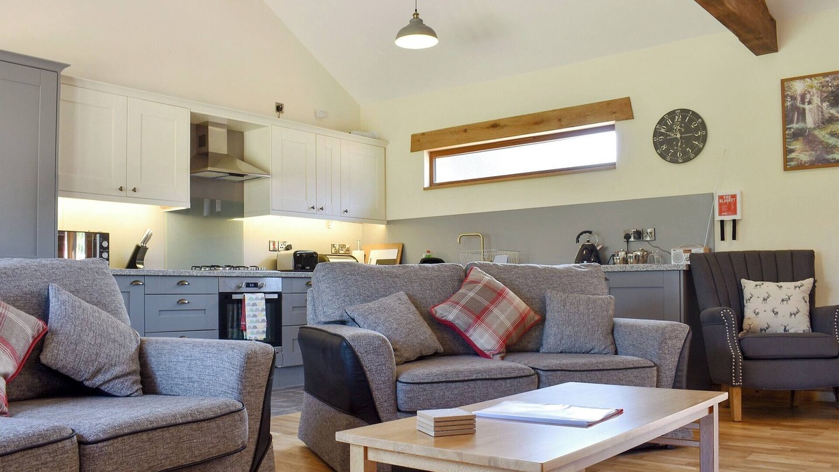 Lydney Cottage | Cider Press Barn - UK12379