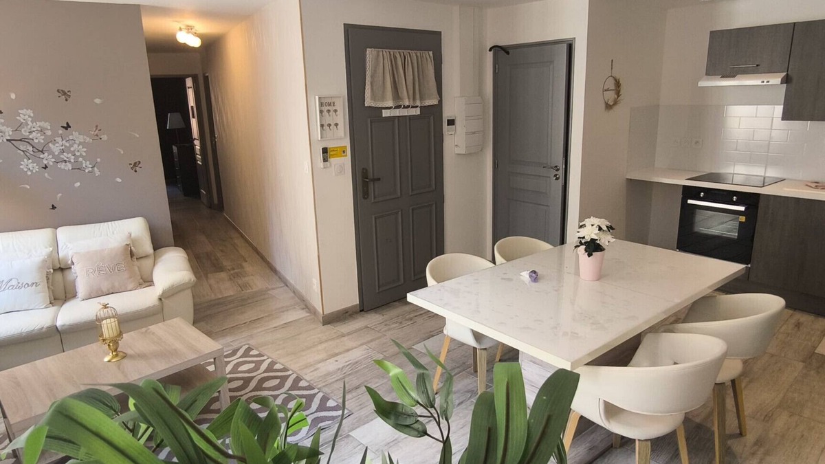 Riez Apartment | Cinema in the Verdon 3 stars