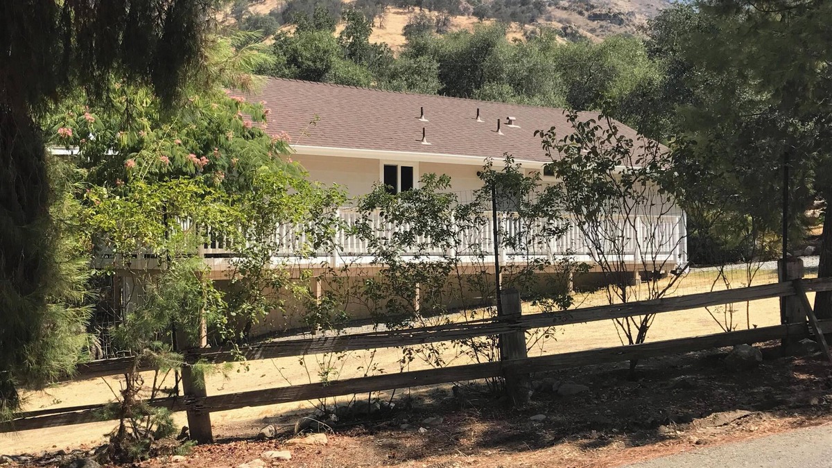 Three Rivers House | Cinnamon Creek Cottage, Sequoia National Park