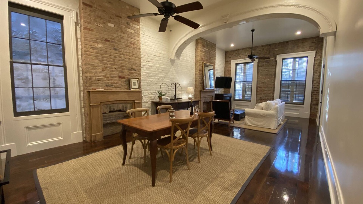 Lower Garden District Bed & Breakfast | Circa 1855 Lower Garden District Townhouse Courtyard 1st Floor