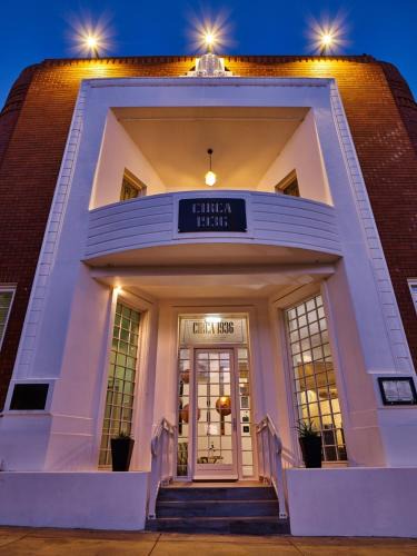 Corowa Hotel | CIRCA 1936 Art Hotel