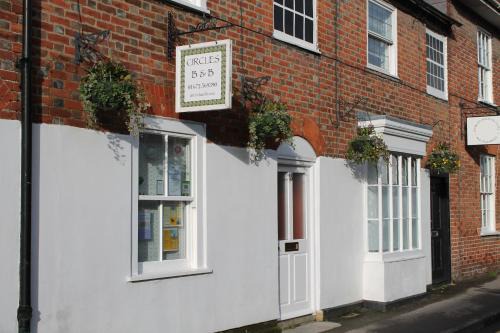 Pewsey Bed & Breakfast | Circles Guest House