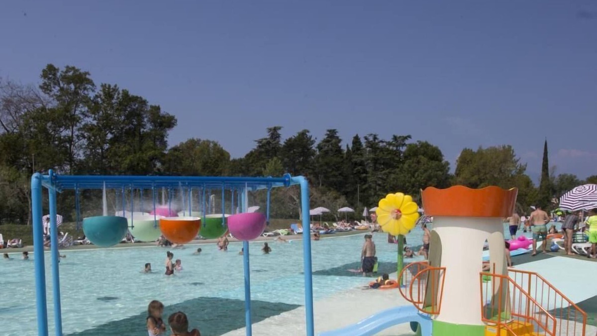 Gralaoni-Pralesi-Cisano House | Cisano San Vito Mobilehome Happy Premium Suite for 7 people
