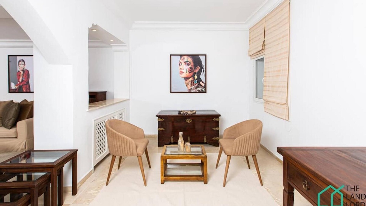 La Marsa House | Cité les pins: Belle maison avec jardin