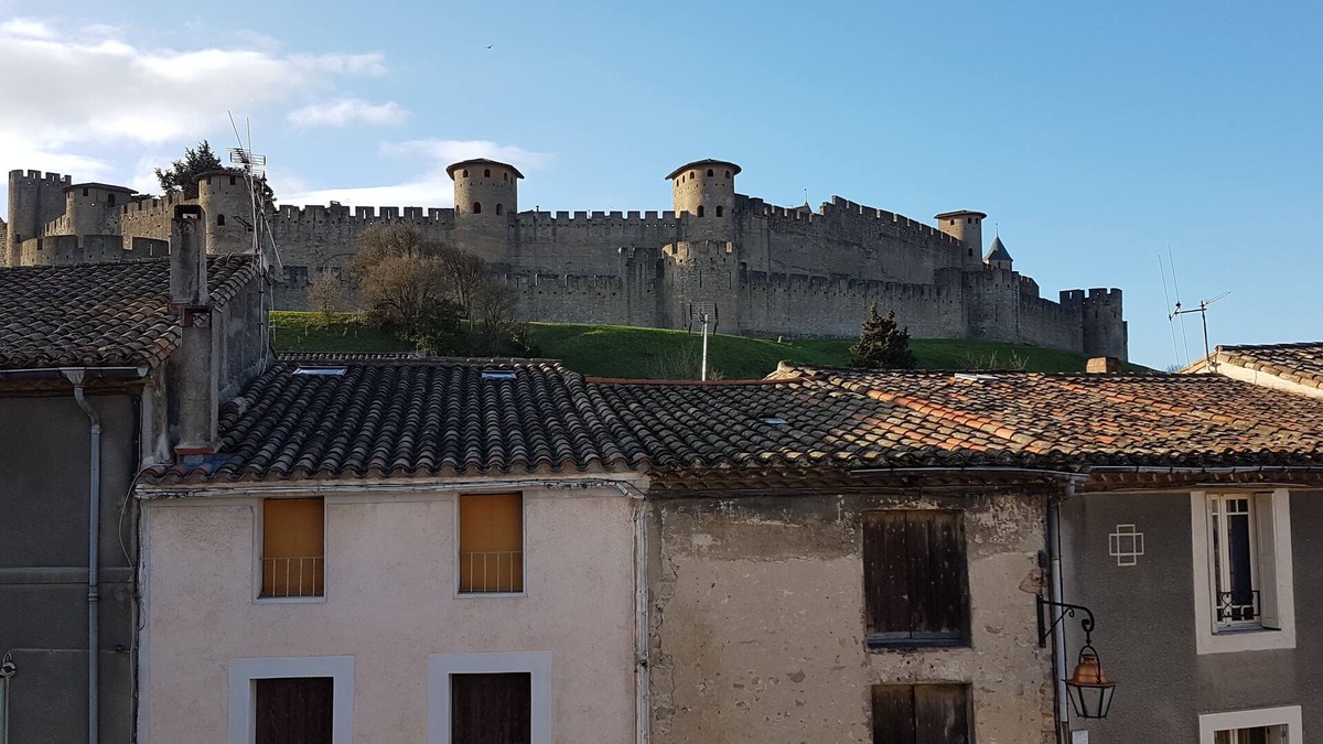 Carcassonne Apartment | CITE of CARCASSONNE Gîte Les 3 Tours 2, 99 rue Trivalle