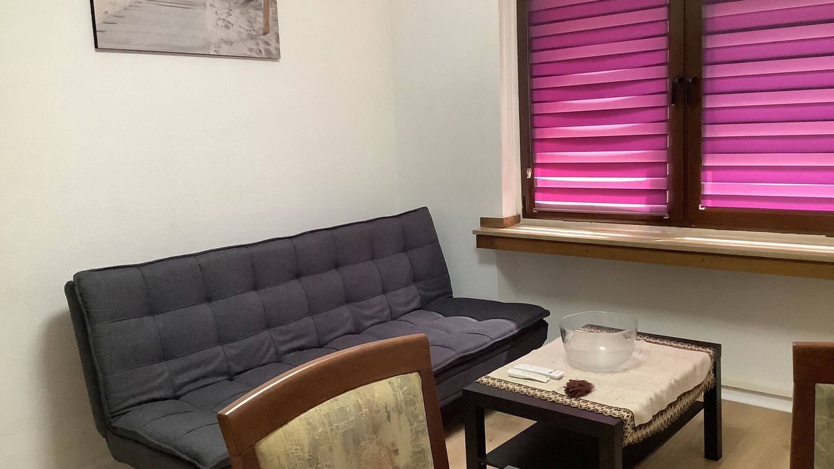 Rhein-Erft-Kreis District Apartment | City apartment 12a - Located right next to the pedestrian zone and Brühl Palace Park