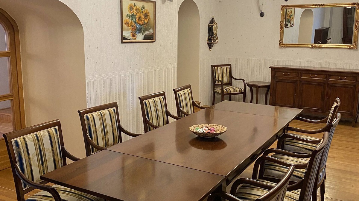 Poprad Condo | City apartment from the 17th century, cool location, easily accessible national parks