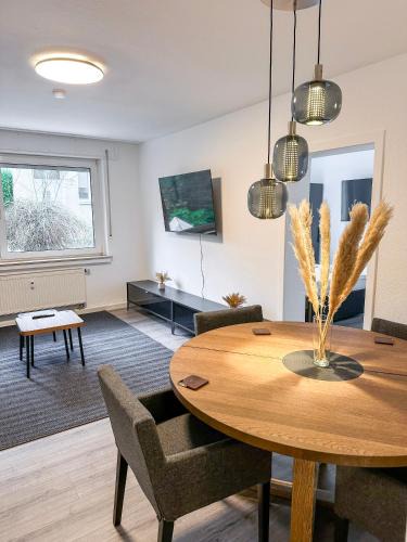 Sudostviertel Apartment | City Apartments Essen for up to 6 person with 4K TV and kitchen