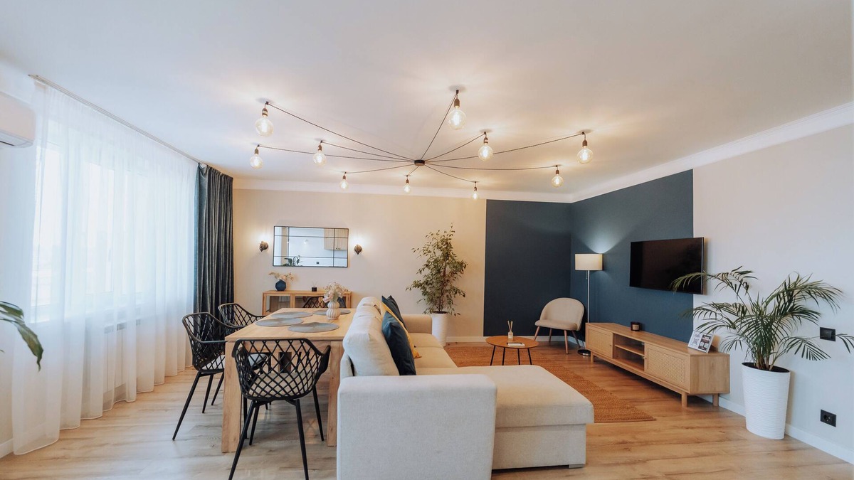 Chisinau Apartment | City Center 2BR with Sauna, Walkable spot