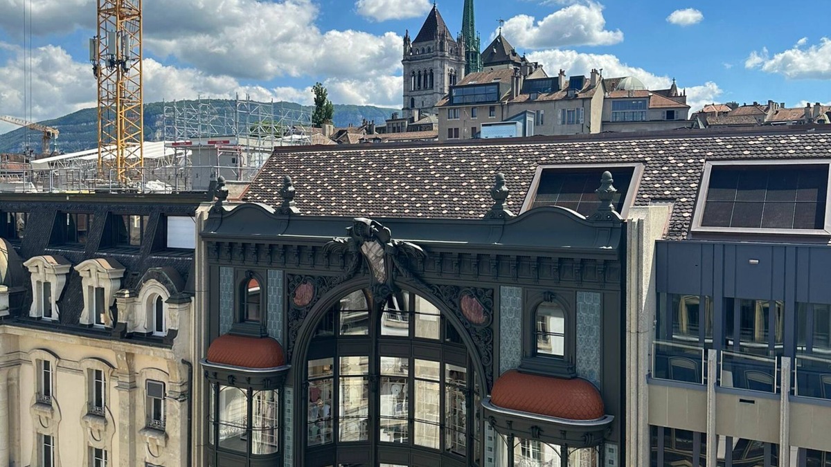 Geneva Old Town Apartment | City Center Cosy Studio with Terrace