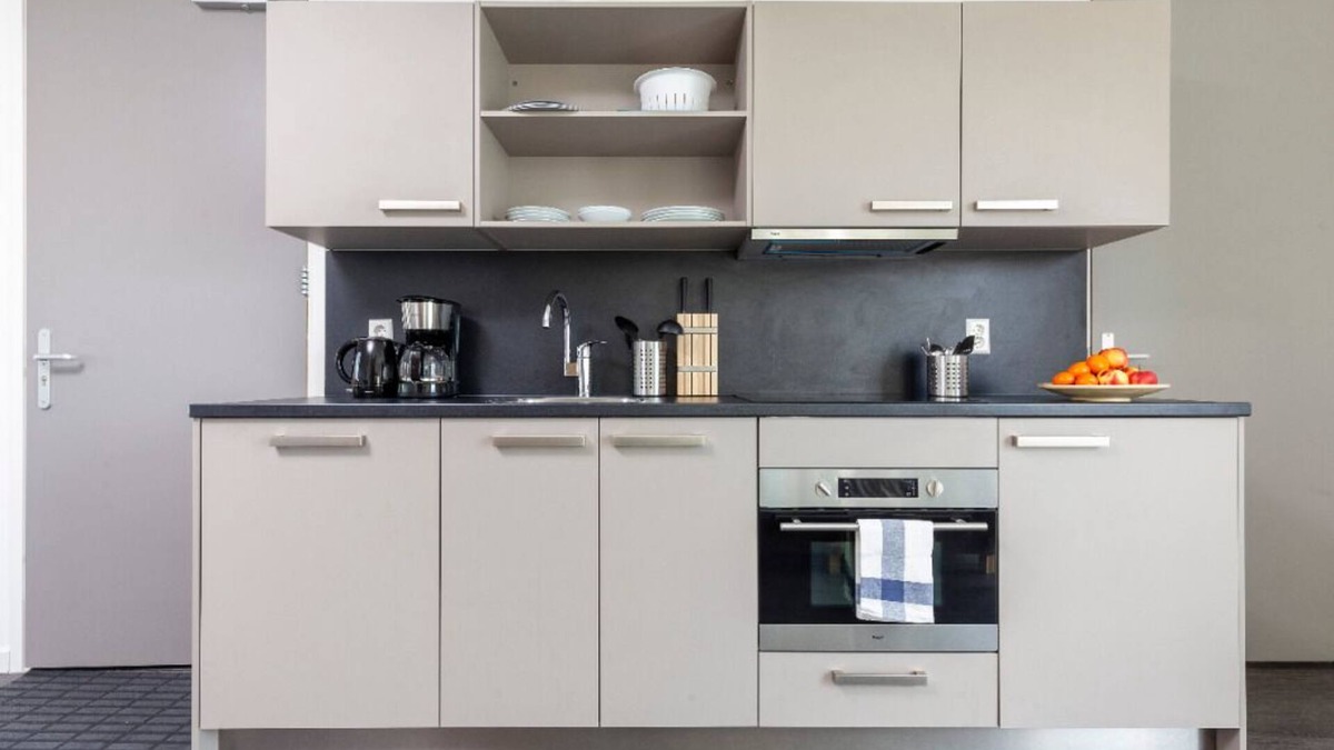 Delft Apartment | City Center Penthouse w/Balcony open View Family