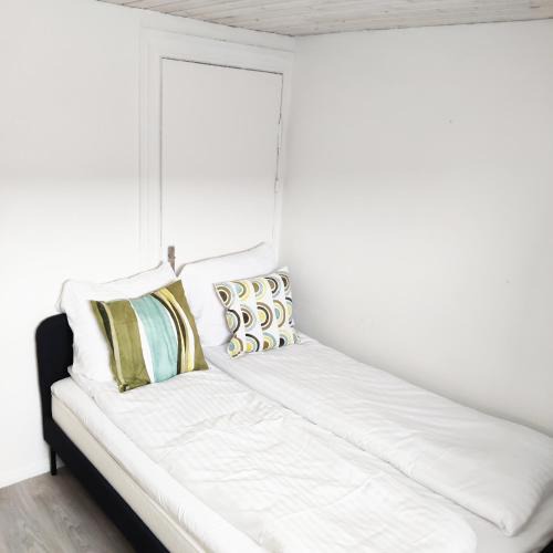 Hjørring House | City Center Room With Free Parking