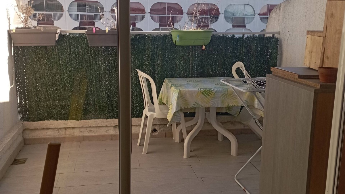La Grande-Motte Apartment | City center studio with terrace and private parking