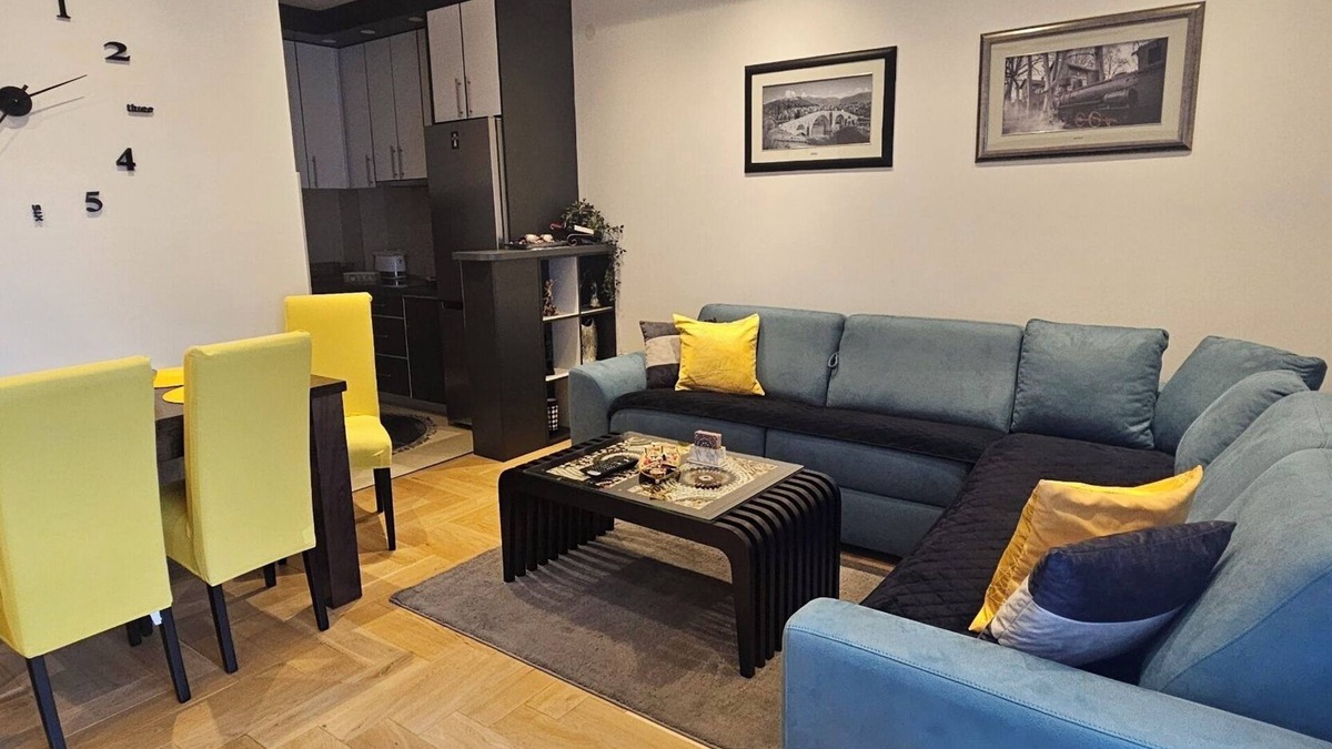 Trebinje Apartment | City Center Stylish 1BR Apartment w/Pool