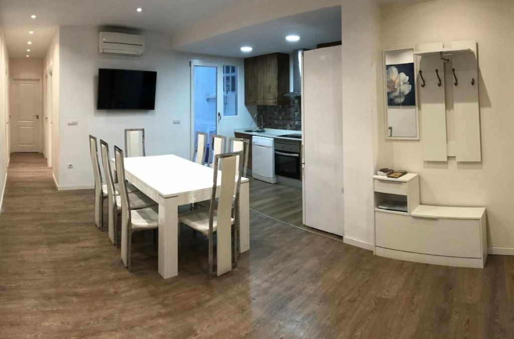 Barrio del Carmen Apartment | City center where Falla starts