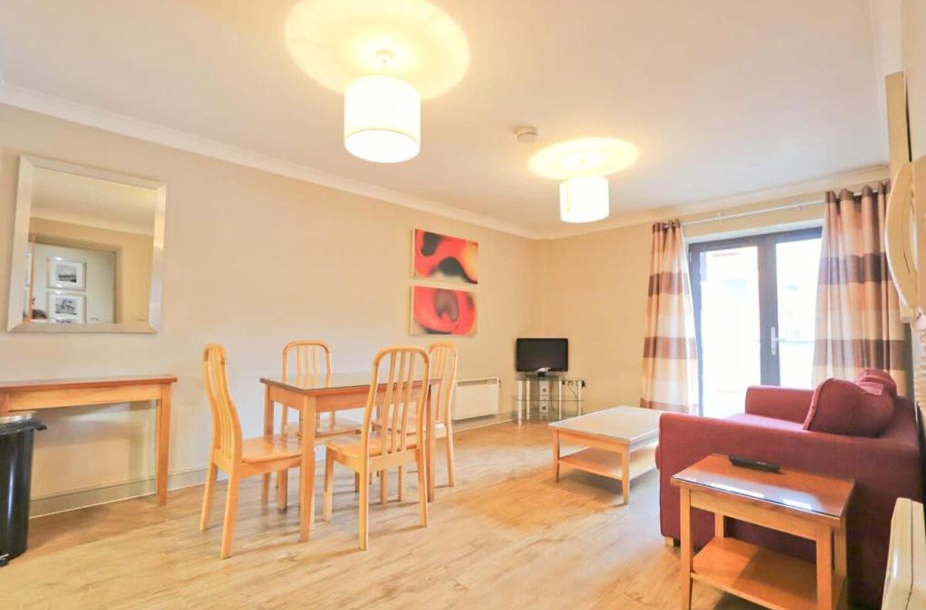 Redcliffe Apartment | City Centre 1 Bed Apartment
