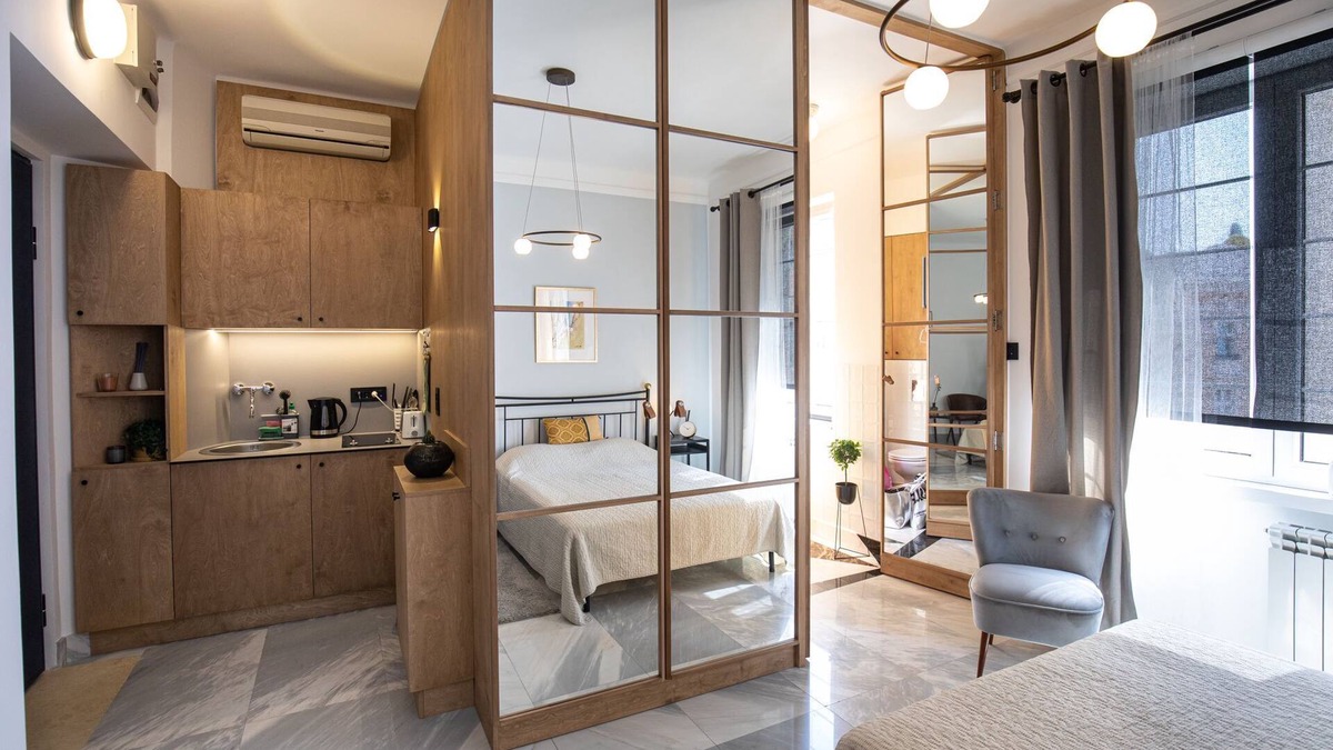 Kosancicev Venac Apartment | City Centre Elegance: Kosancicev Venac Studio