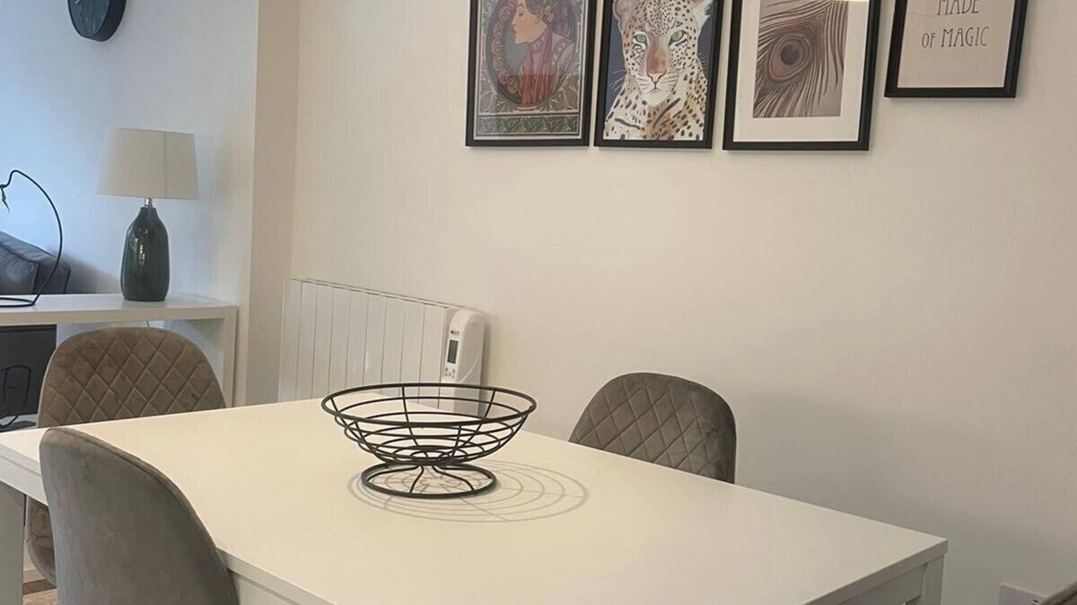 Cathays Apartment | City Centre Luxury apartment