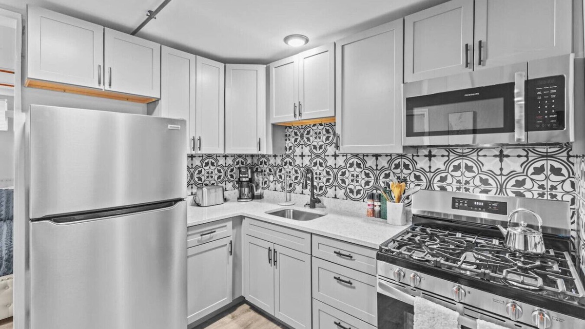 Winooski Apartment | City Chic 1BR Escape - Winooski