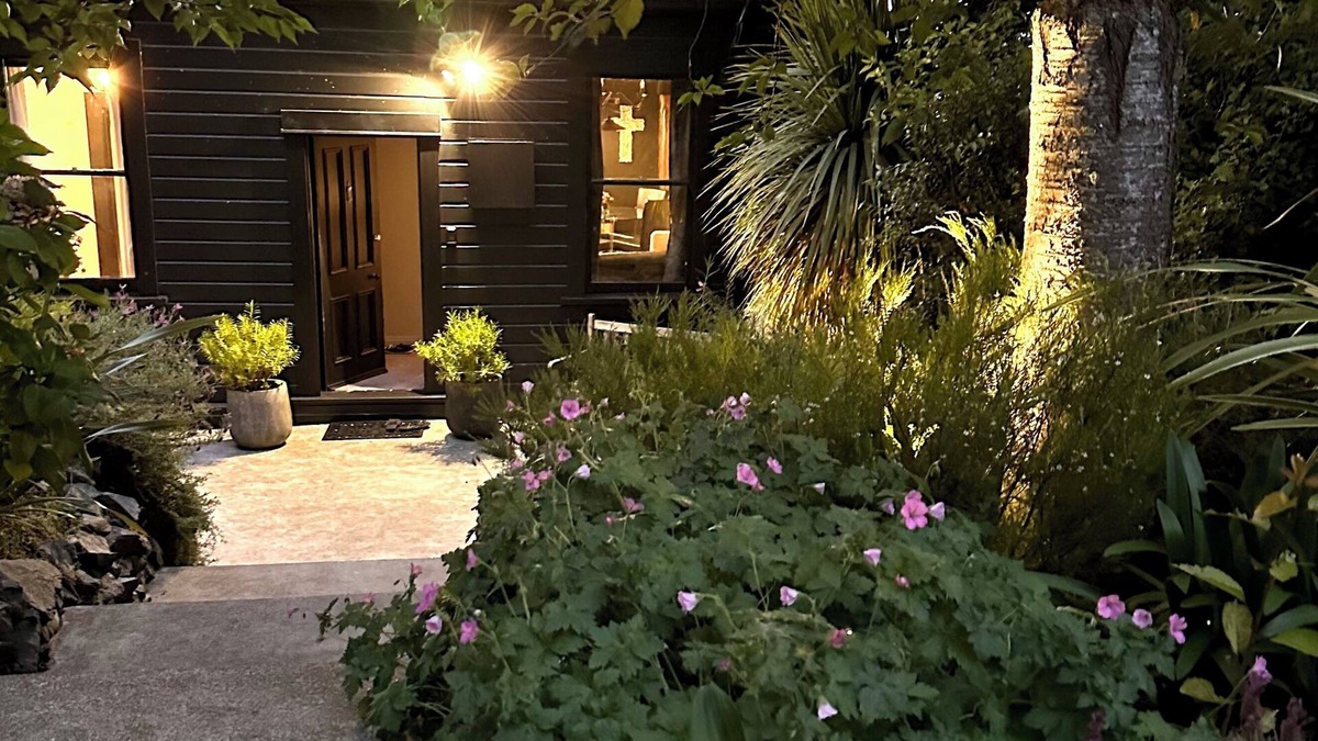 Dunedin City Centre Cottage | City cottage