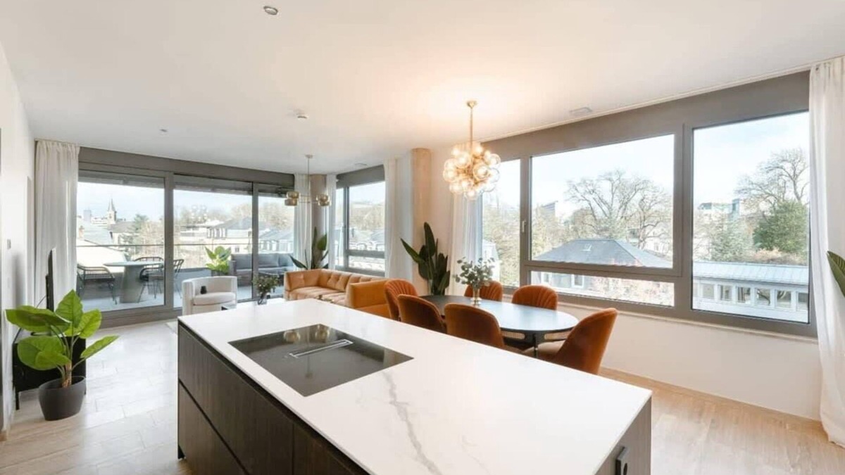 Ville Haute Apartment | City Elegance in Historic Ville Haute