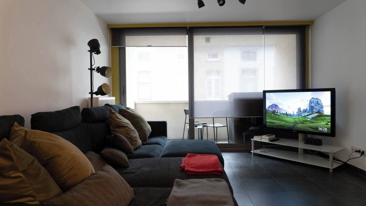 Aalst Apartment | City Escape Free Parking Central Aalst