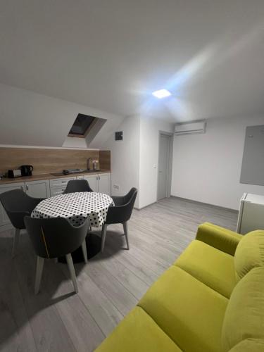 Zalau Apartment | City Escape