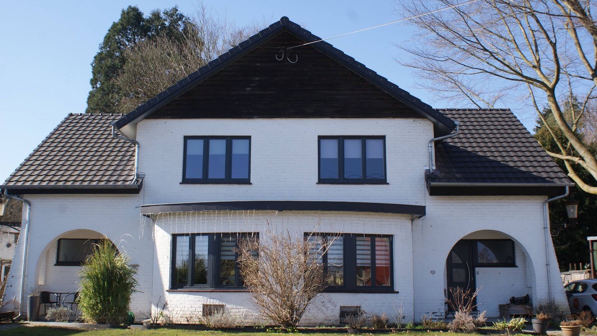 Herstal Apartment | City gîte for business stays near Haut Sart, Herstal