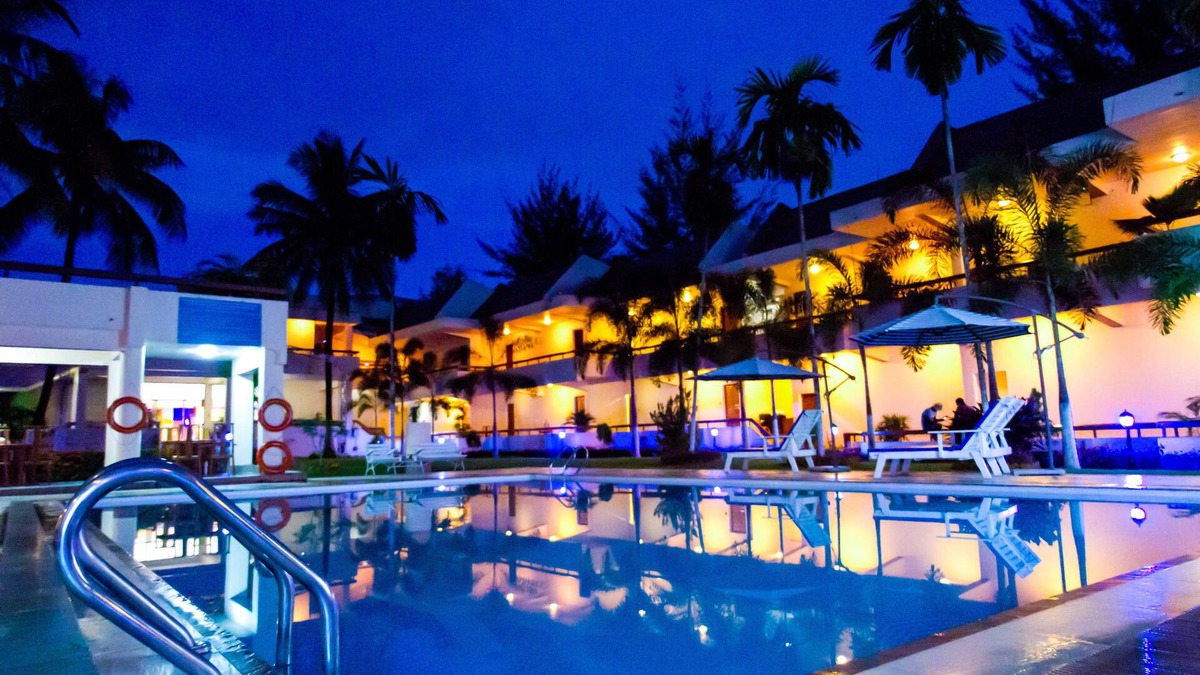 Insein Hotel | City Golf Resort Hotel