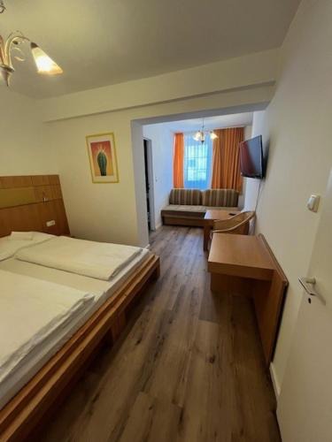 Braunau am Inn Hotel | City Hotel Post 14