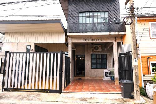 Don Muang House | City House Don Mueang Airport Bangkok