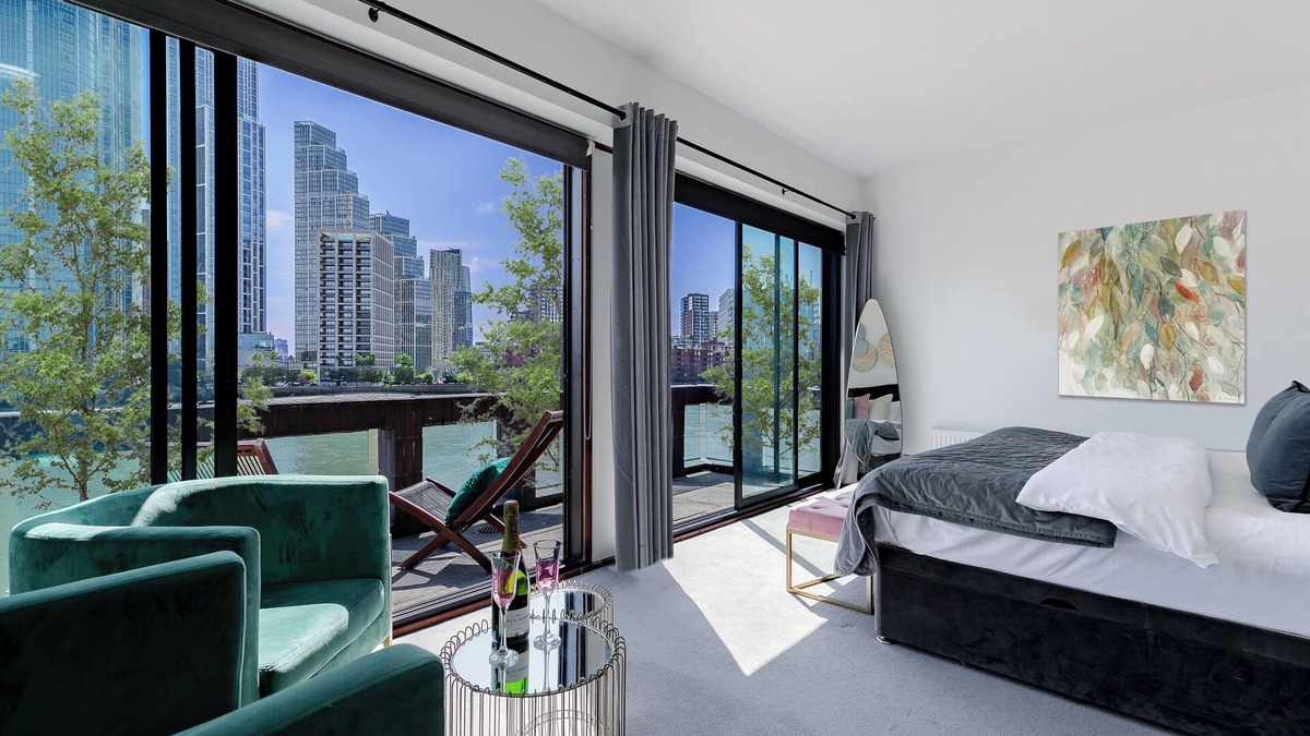 Tachbrook Apartment | City LuXxo Waterside Home: Family&Friends Love it