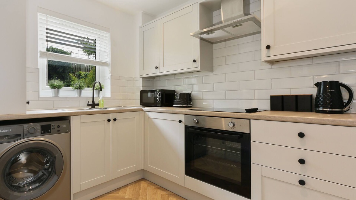 Sheffield House | City Oaks - Sheffield Station & Utilita Arena