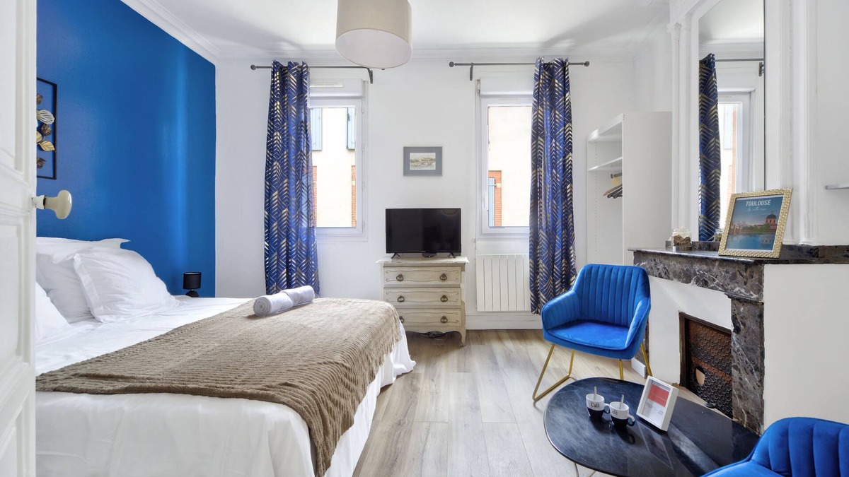 Saint-Cyprien Apartment | City Rosa Pastel/All comforts/WiFi/24/24 access