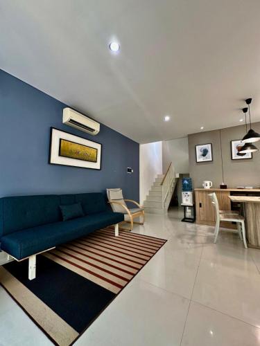 Surabaya House | City side retreat Adelaide house