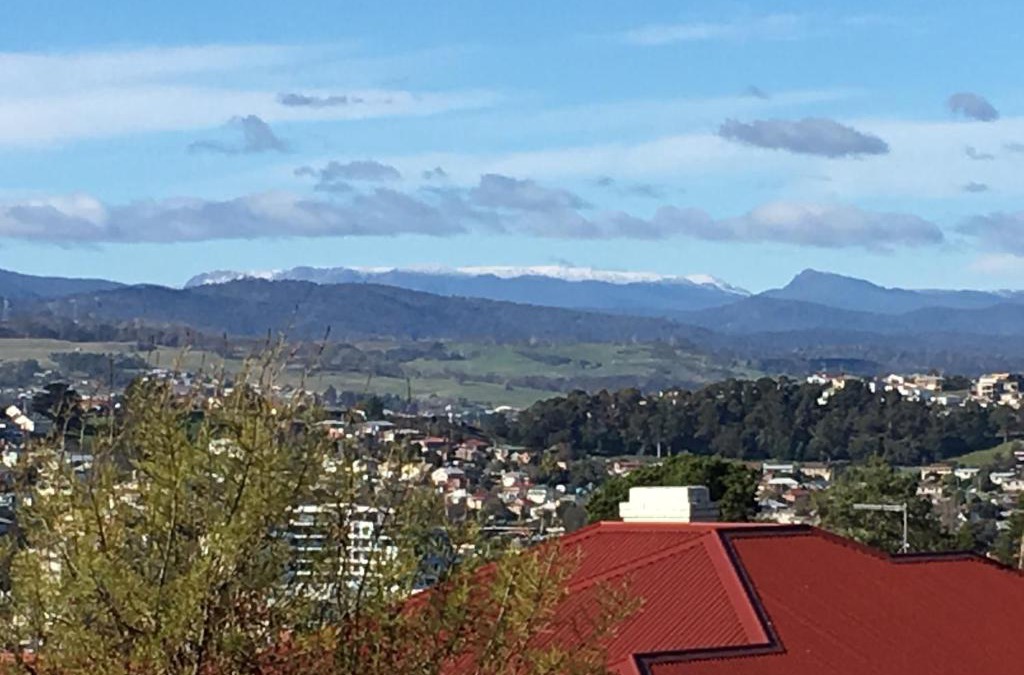 West Launceston Apartment | City View Townhouse