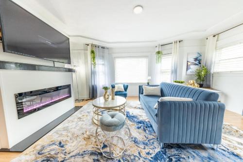 San Bruno House | Cityscape Haven - Central SF Home near SFO