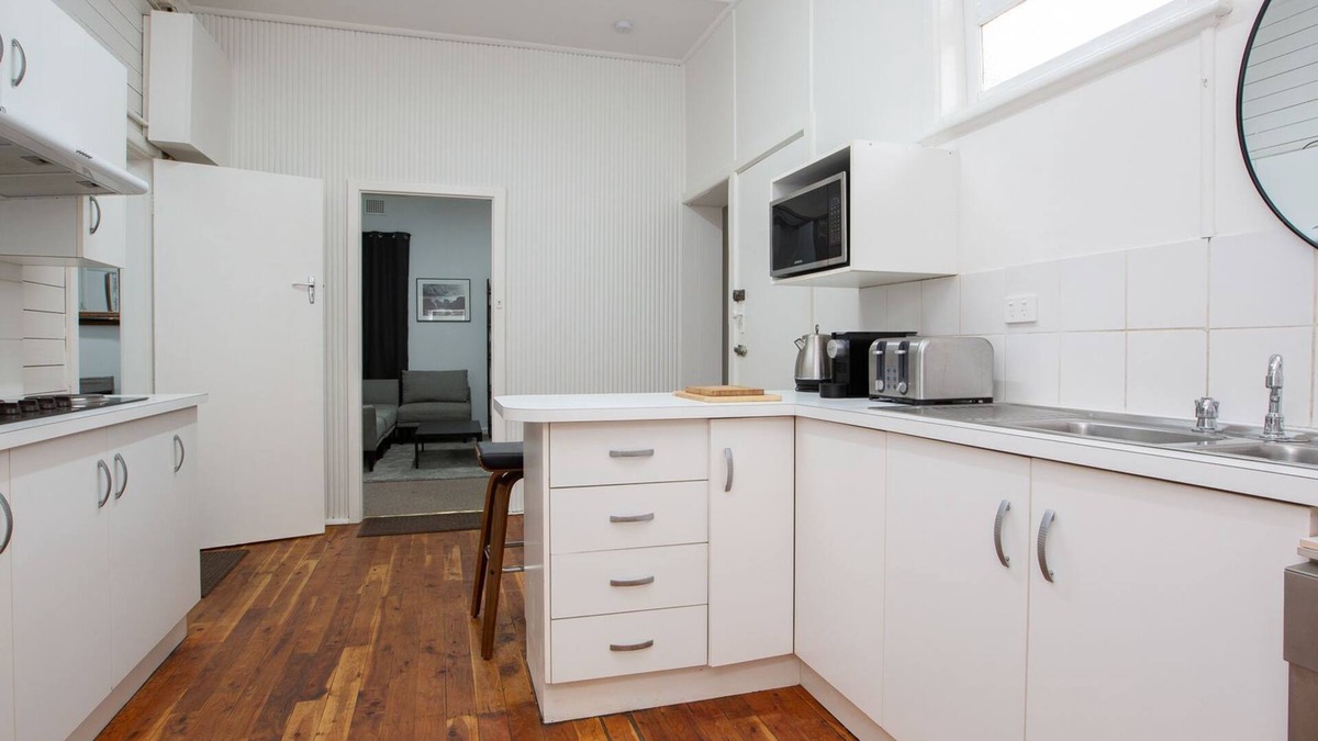 North Tamworth House | CitySide Pad - 5-minute walk to CBD