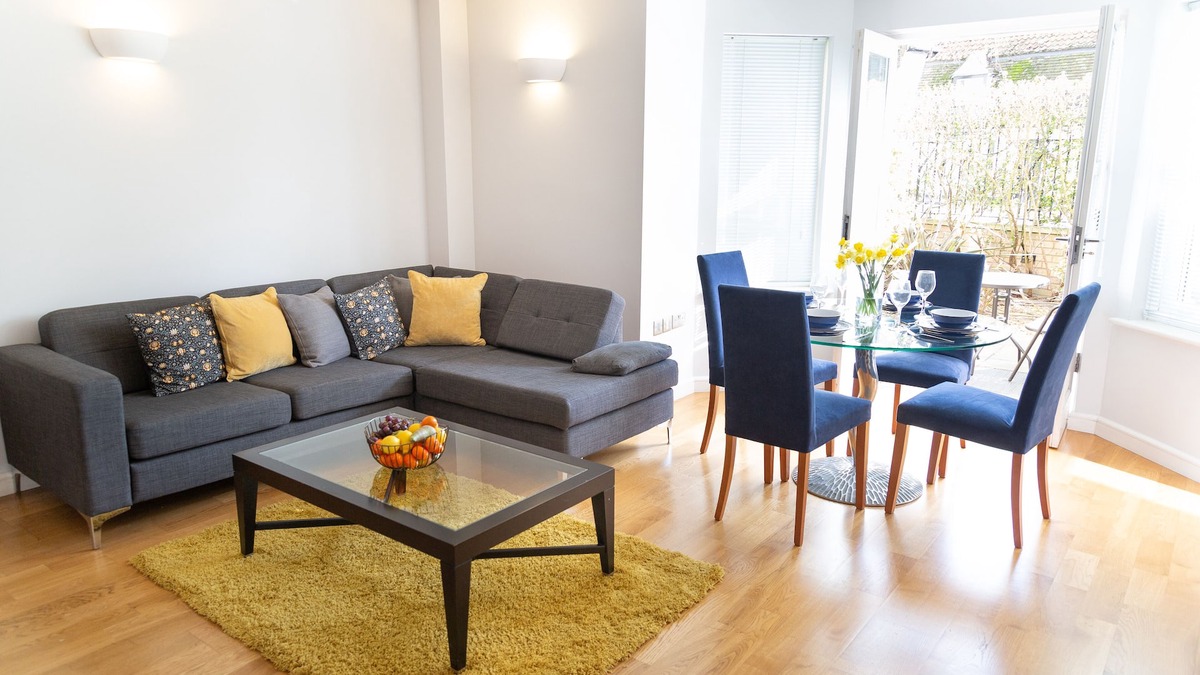 Arbury Apartment | Citystay - Marino Place