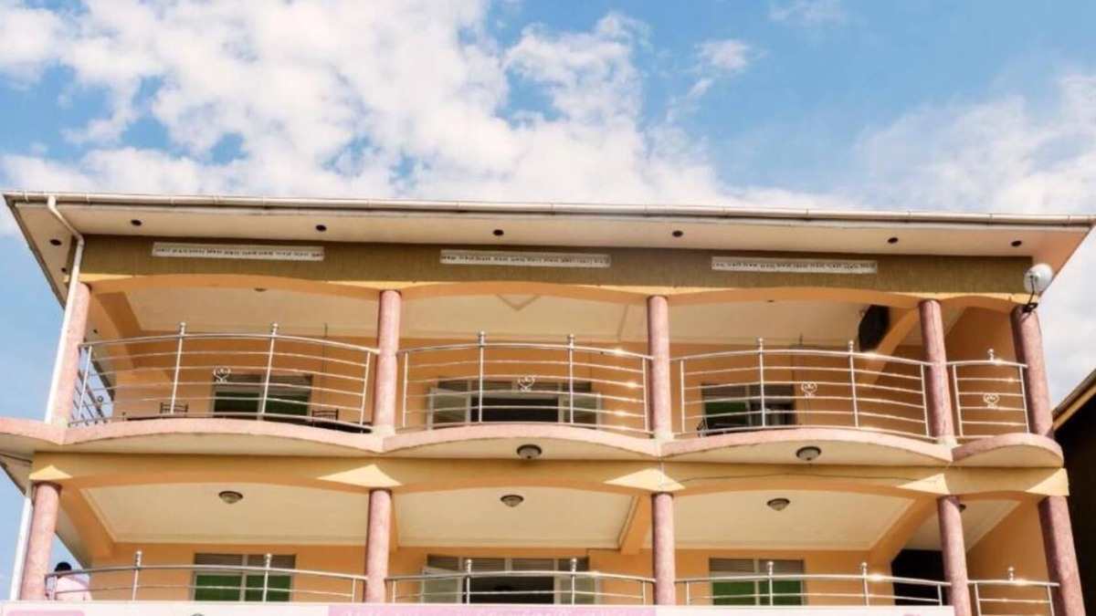 Fort Portal House | CITYVIEW HOTEL FORT PORTAL