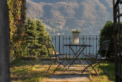 Moltrasio Apartment | Civico 55 - Free parking & Garden