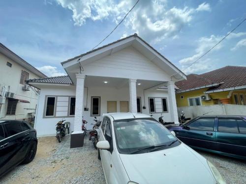 Machang House | CL Homestay - Belakang Masjid SYP Machang