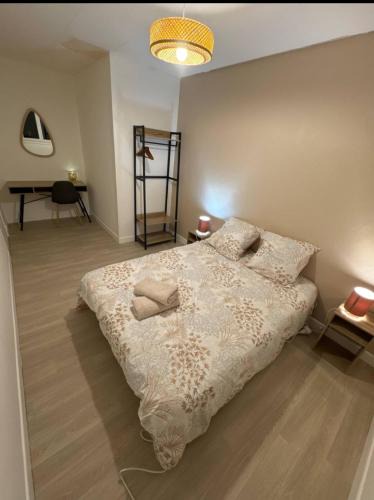 Bourges Apartment | Claire joie