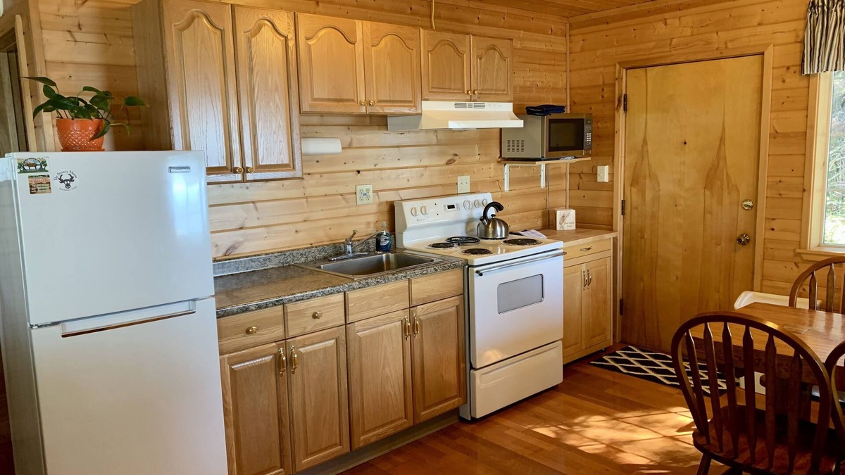 Clam Gulch Bed & Breakfast | Clam Gulch Lodge