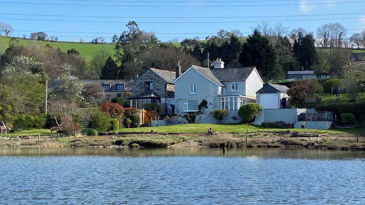 Morwellham Cottage | CLAMOAK COTTAGE, pet friendly, luxury holiday cottage in Bere Alston