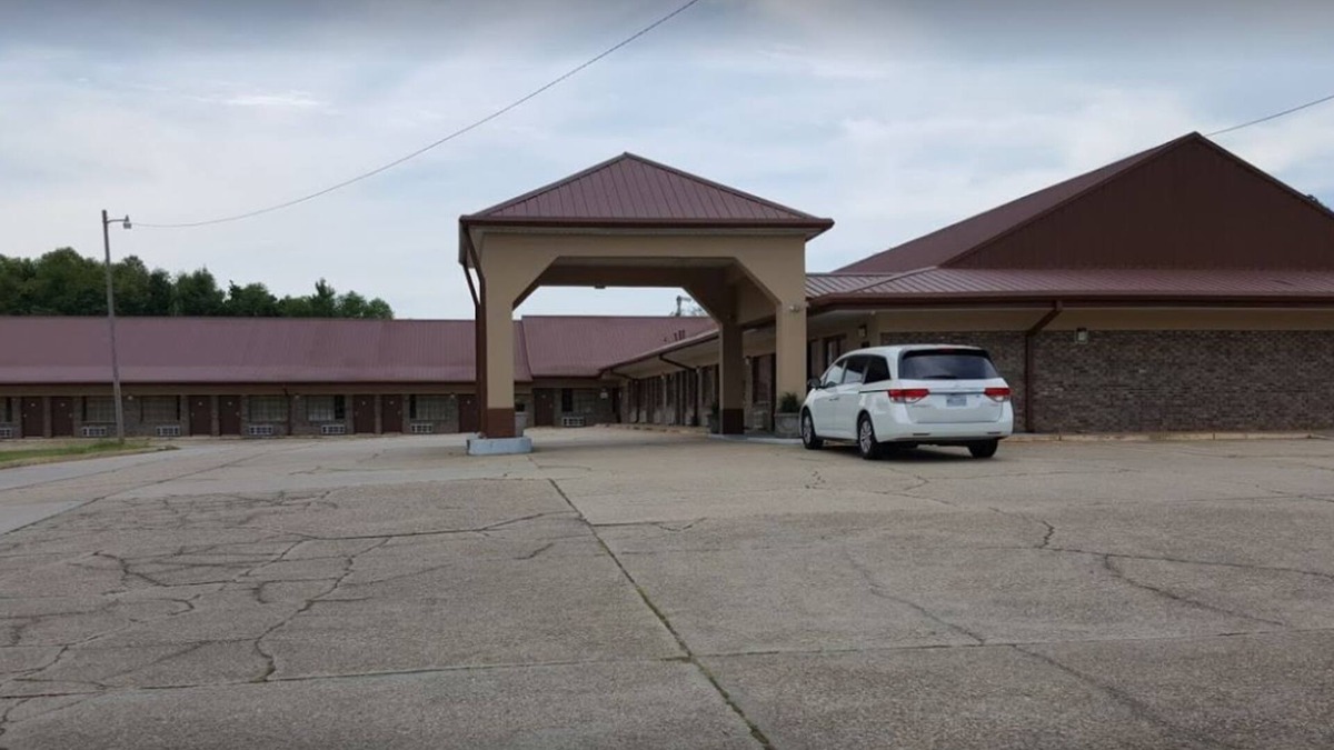 Waynesboro Hotel | Claridge Inn