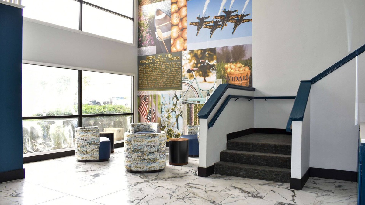 Vidalia Hotel | Clarion Pointe Vidalia - Lyons West