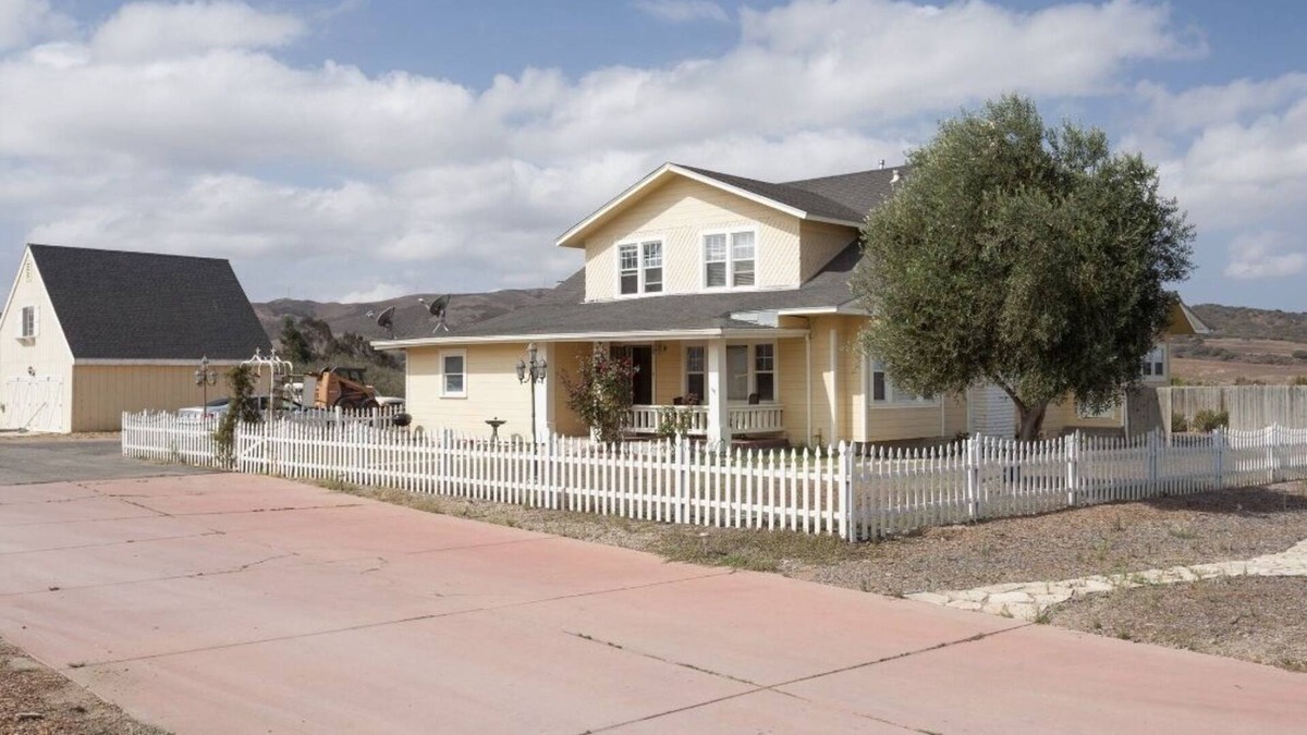 Orcutt Other | Classic 19th Century Architecture, Huge Space For Large Families.