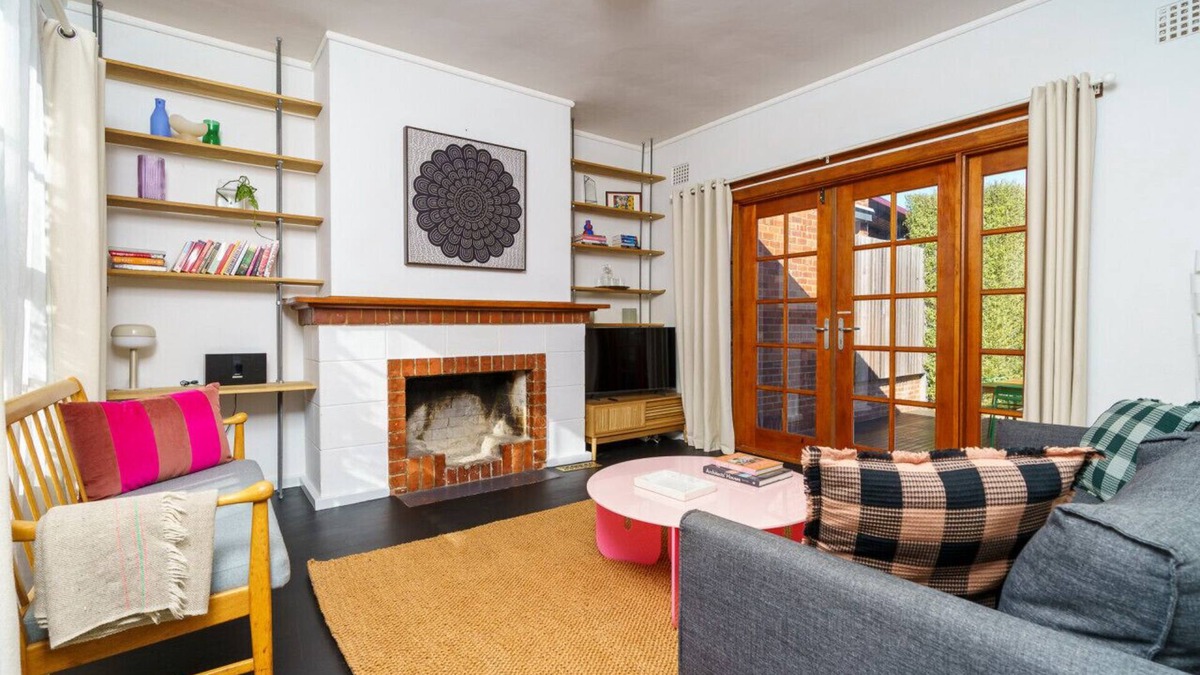 Ainslie Apartment | Classic 2BR with Modern Touch and Garden